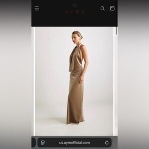 Women's Backless Gown